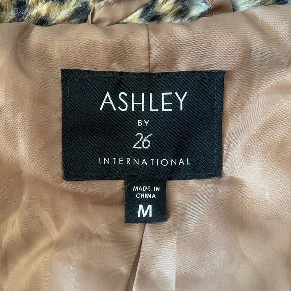 Ashley by 26 International Leopard Coat - Picture 5 of 8